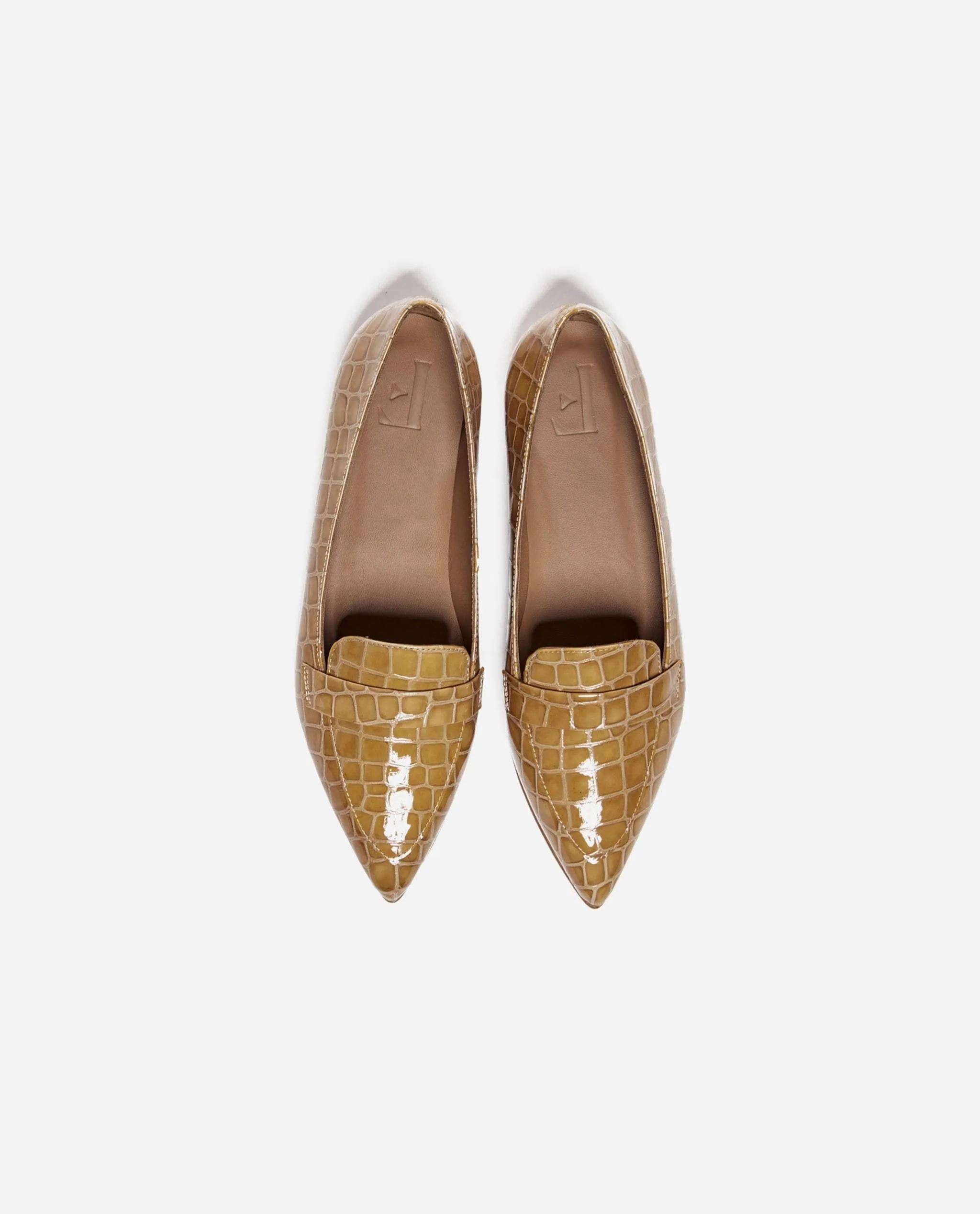 Alexandra Croco Shiny Beige Flats