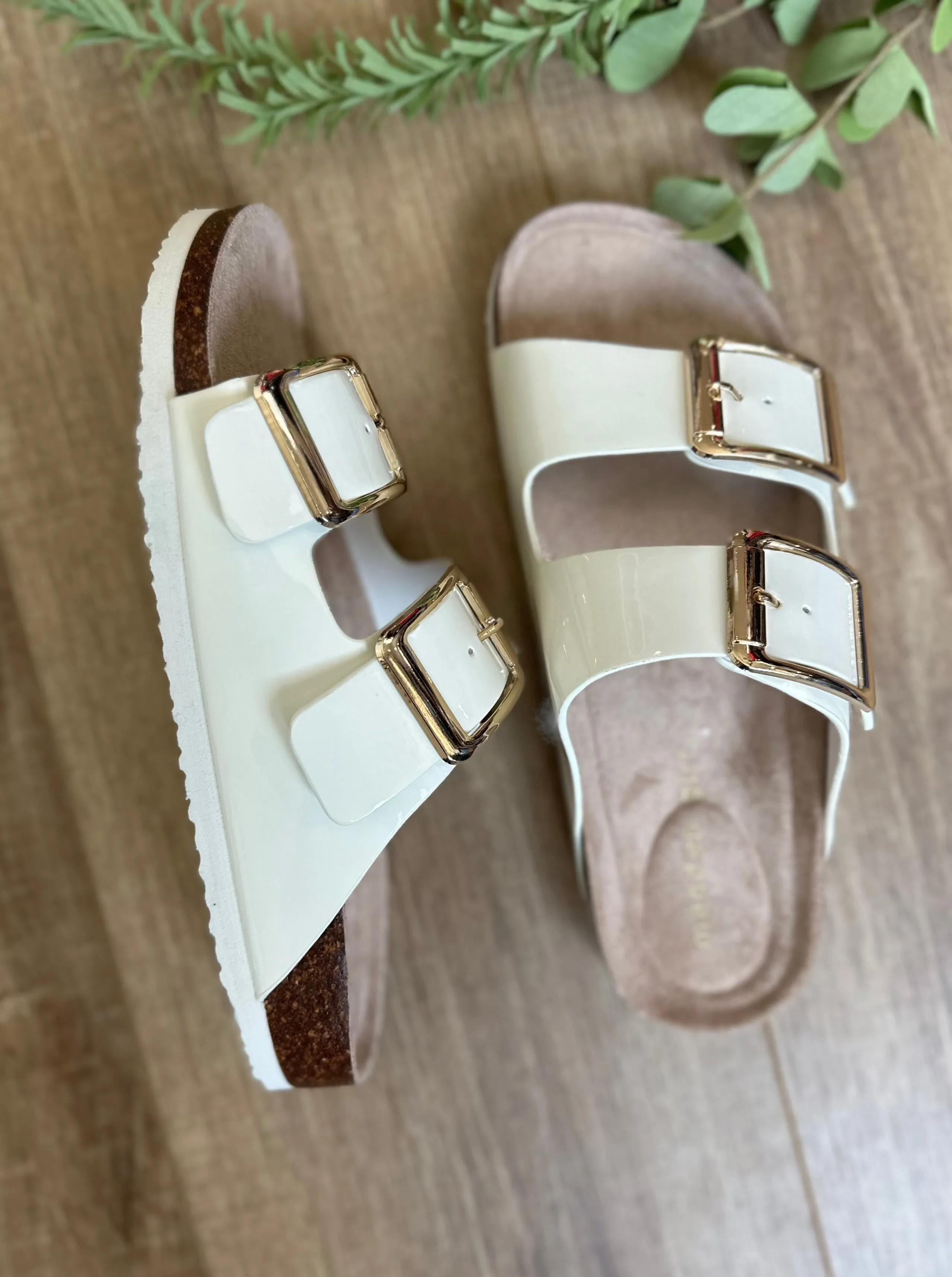 Bodiee Slide Sandal (Madden Girl)