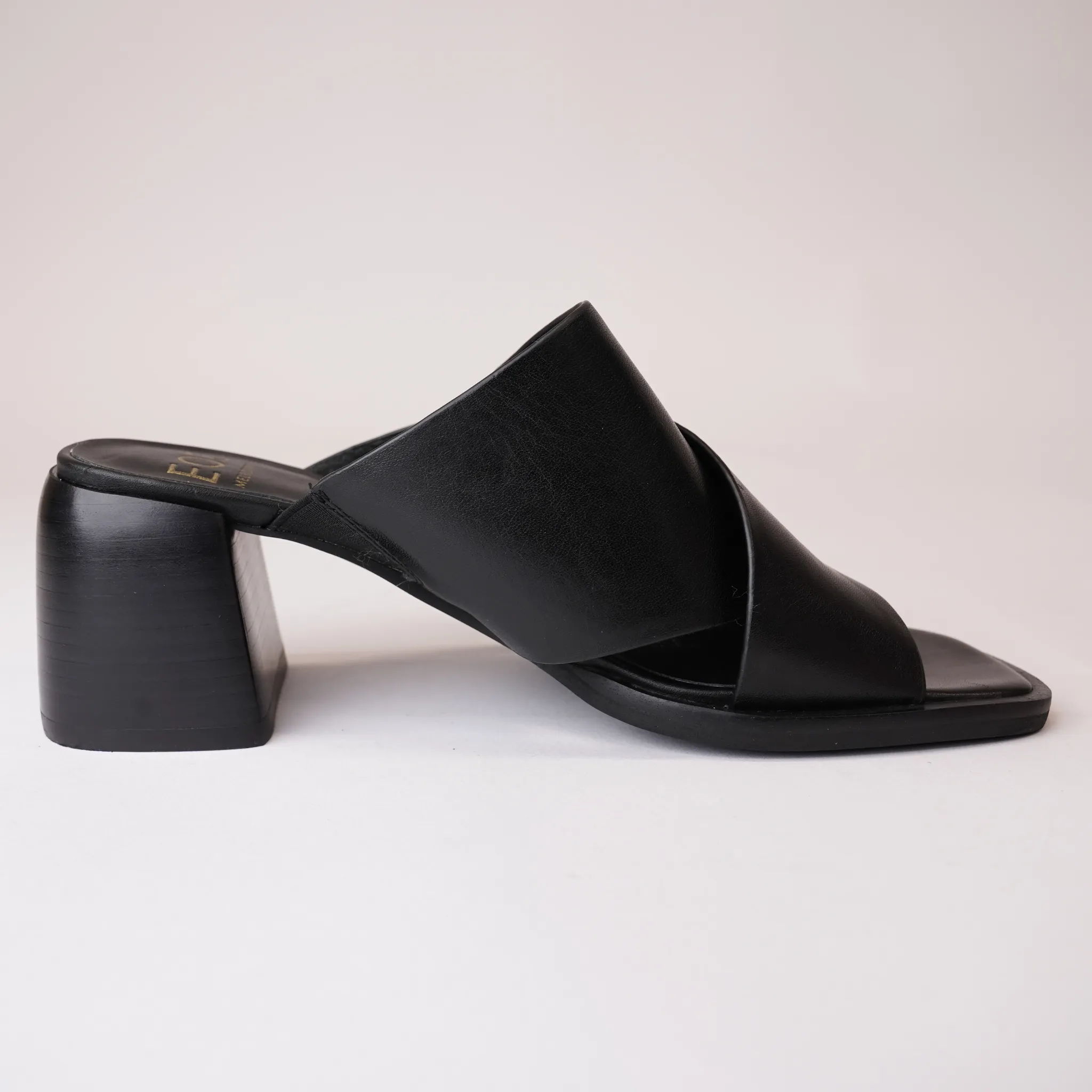 Iso Onyx Leather Heels