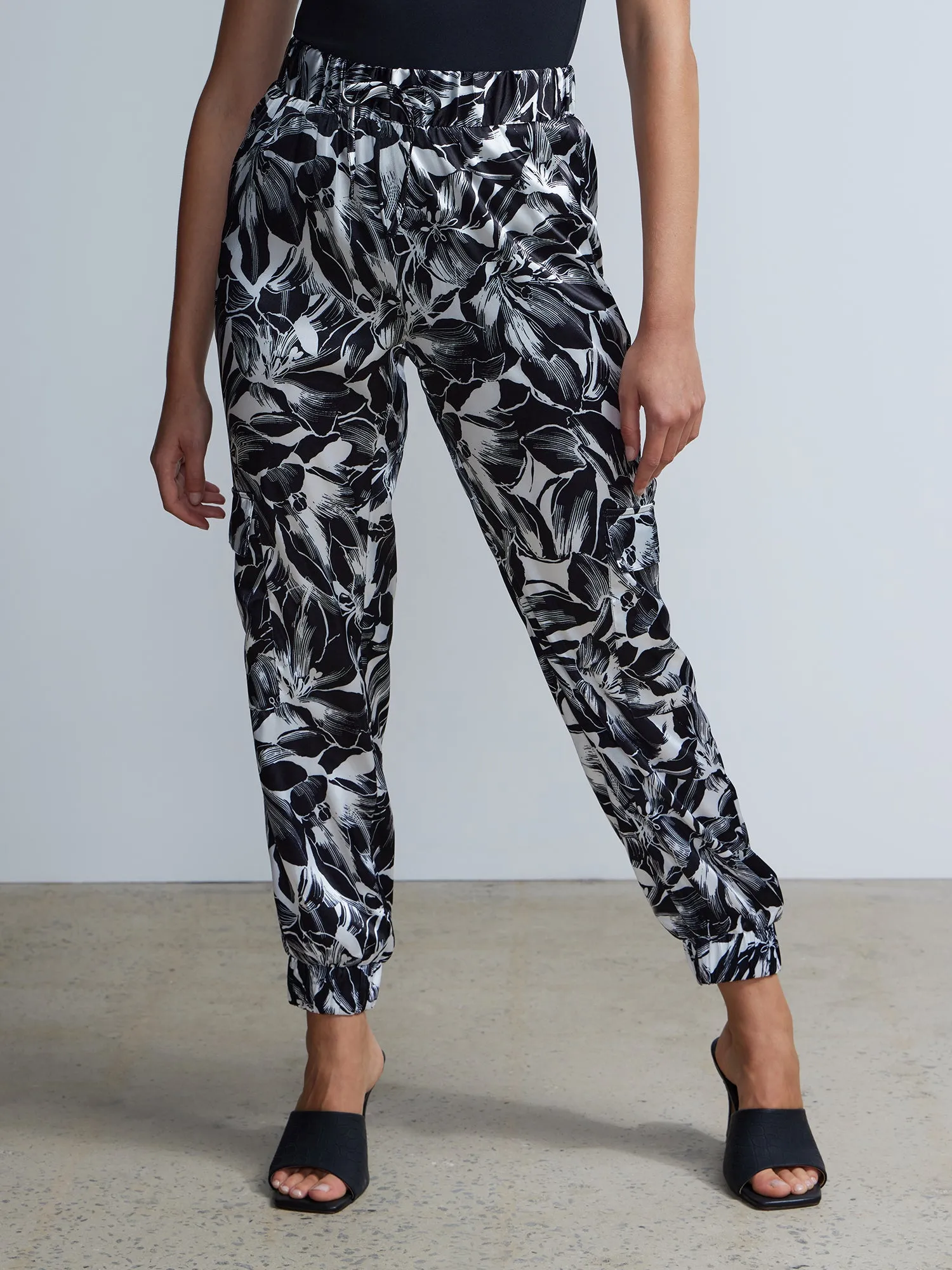 Shiny Tropical Floral Print Jogger