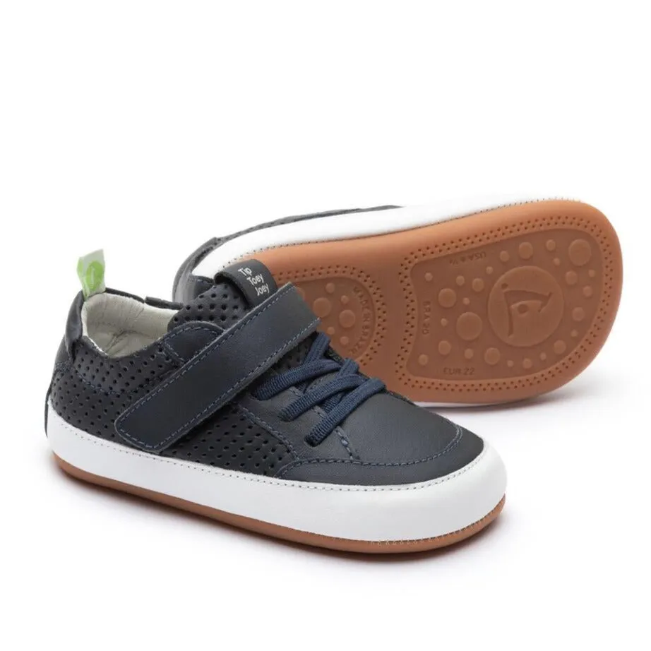 Tip Toey Joey Boy's and Girl's Urbany Sneakers, Navy/Navy Holes