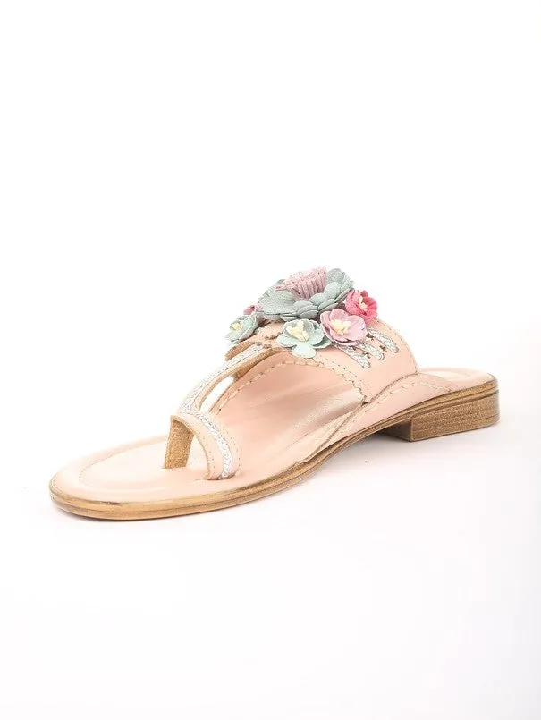 Touch Me Note - Pink Floral Boho Kolhapuri Flats