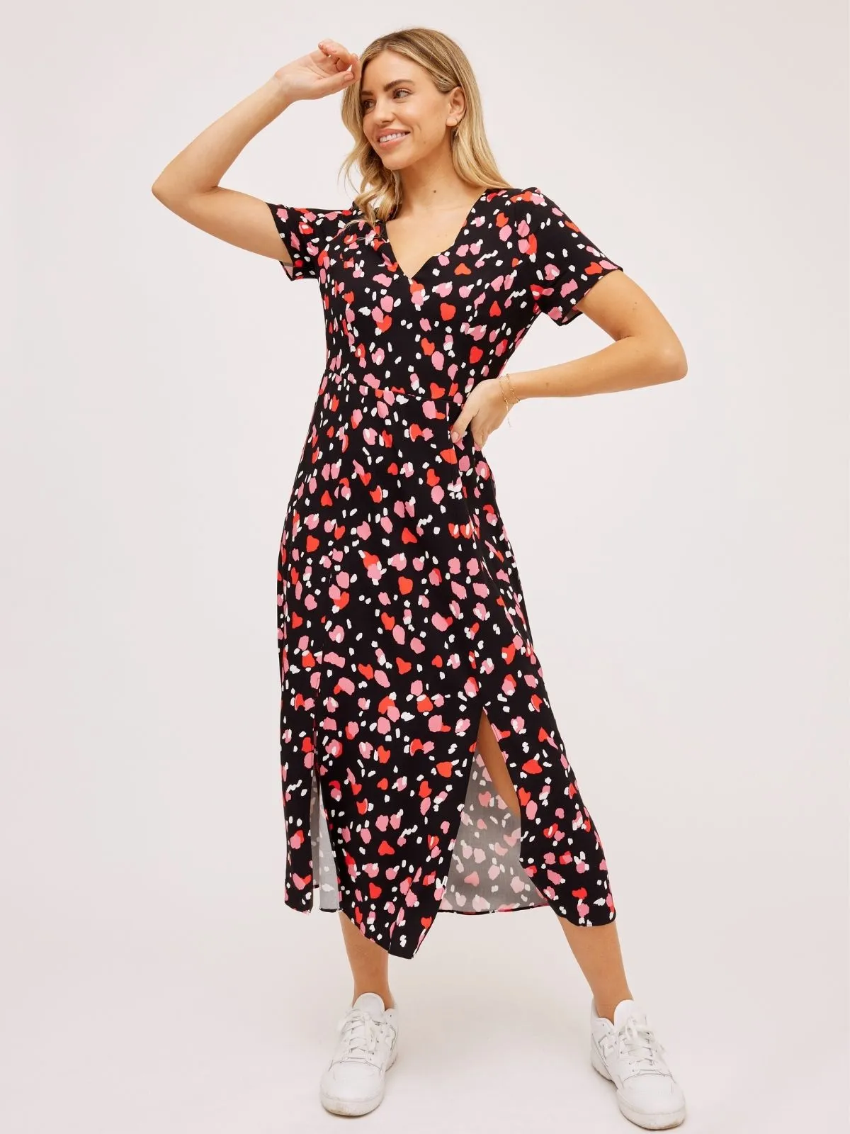 Winnie V Neck Midi Dress / Abstract Heart